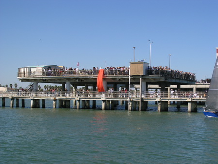 Spectators for harvest Moon 2007 yacht race